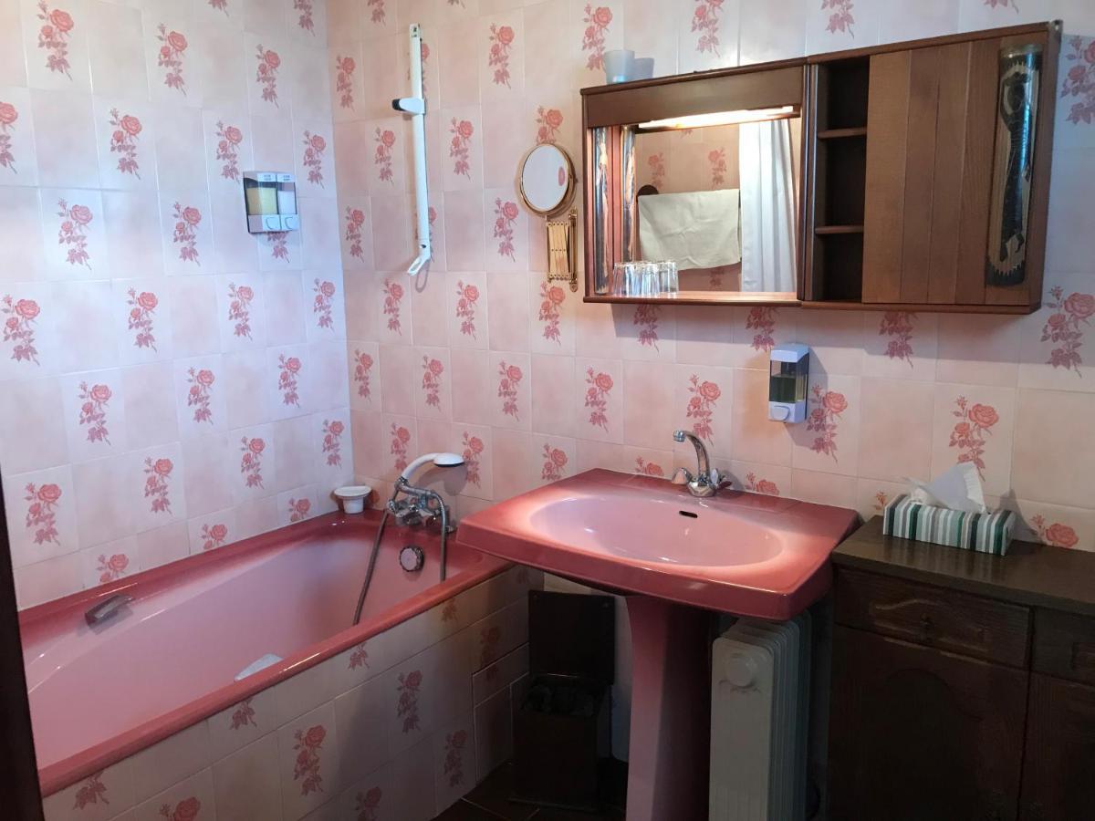 May'S Cottage Availles-Limouzine Bagian luar foto