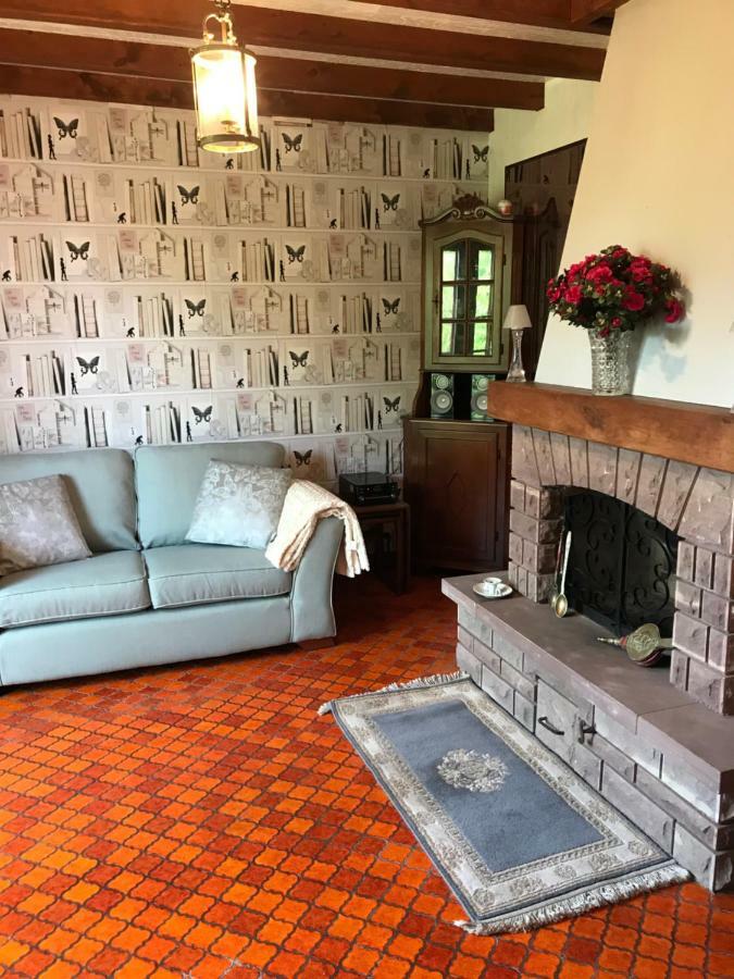 May'S Cottage Availles-Limouzine Bagian luar foto