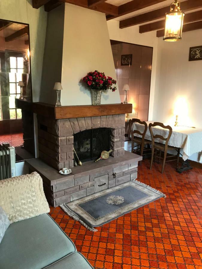 May'S Cottage Availles-Limouzine Bagian luar foto